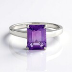 Anello in argento con Ametista del Marocco
