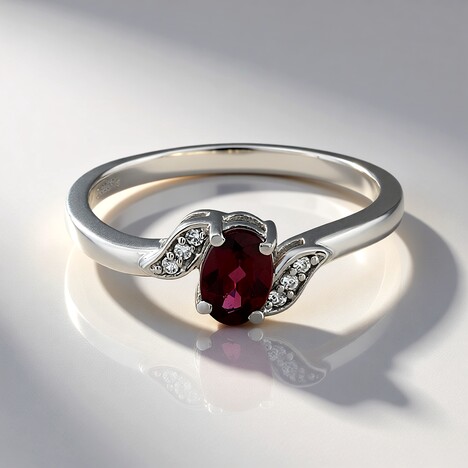 Anello in argento con Rodolite