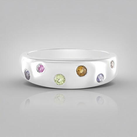 Anello in argento con Iolite