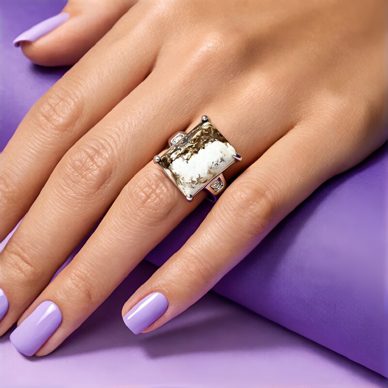 Bague en argent et Magnésite