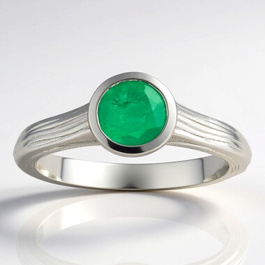 Gouden ring met een Nova Era smaragd (de Melo Gold)