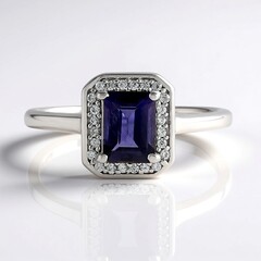 Anello in argento con Iolite