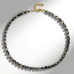 Collier en argent et Jaspe à Bandes Argentées