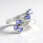 Anello in argento con Tanzanite