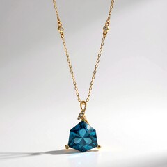 Collana in oro con Topazio Blu Londra