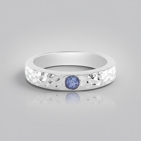 Anello in argento con Tanzanite