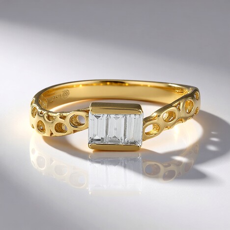 Anello in oro con Zircone (Ornaments by de Melo)