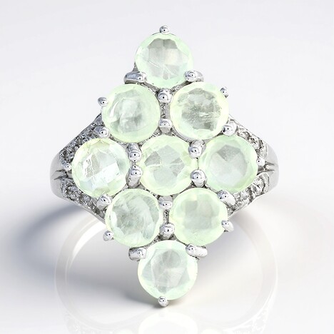 Anello in argento con Prehnite