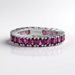 Anello in argento con Rodolite di Naktamunda