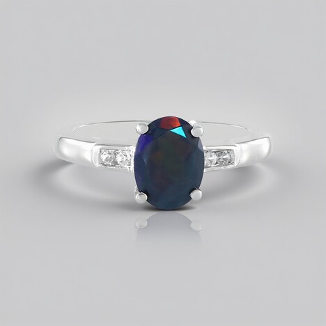 Anello in argento con Opale Mezezo