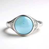 Anillo en plata con Larimar