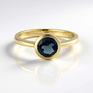 Anello in oro con Topazio Blu Londra (de Melo Gold)