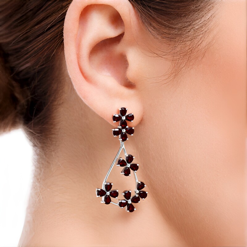 Mosambik-Granat-Silberohrringe