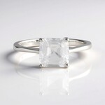 Anello in argento con Topazio Bianco