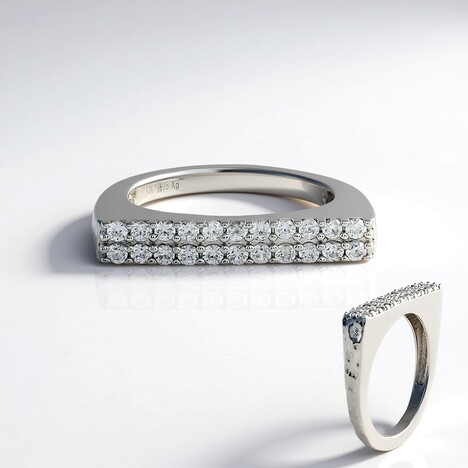 Anello in argento con Zircone