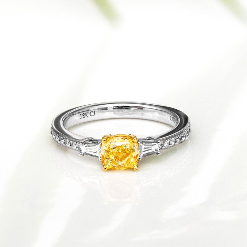 Gelber SI2 Brillant-Goldring (CIRARI)