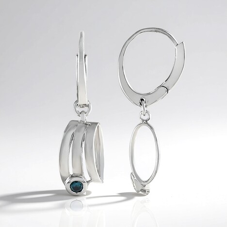 Orecchini in argento con Diamante Blu I2