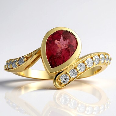 Anillo en oro con Turmalina rosa de Brasil (de Melo Gold)