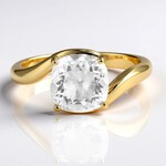 Anello in oro con Opale Ialite del Messico