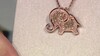 Gouden hanger met SI1 Argyle Rose De France Diamanten (Annette)