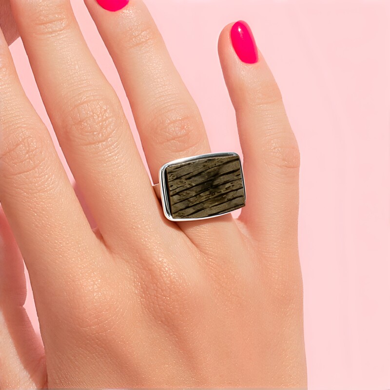 Anello in argento con Quercia Nera (dagen)