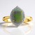 Anello in oro con Opale Nero Crystal di Lightning Ridge (Mark Tremonti)