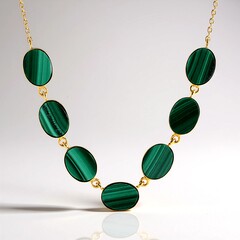 Collana in argento con Malachite