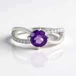 Anello in argento con Ametista del Marocco