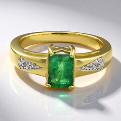 Anello placcato in oro con Smeraldo Bahia