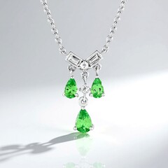 Collana in argento con Lemshuku Tsavorite