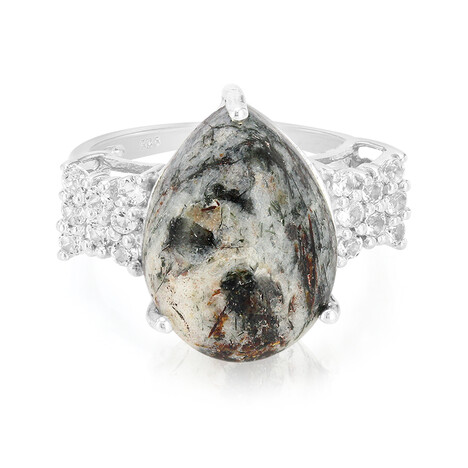 Anillo en plata con Astrofillita