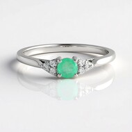 Anillo en plata con Esmeralda de Colombia