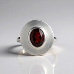 Anello in argento con Granato Mozambico (MONOSONO COLLECTION)