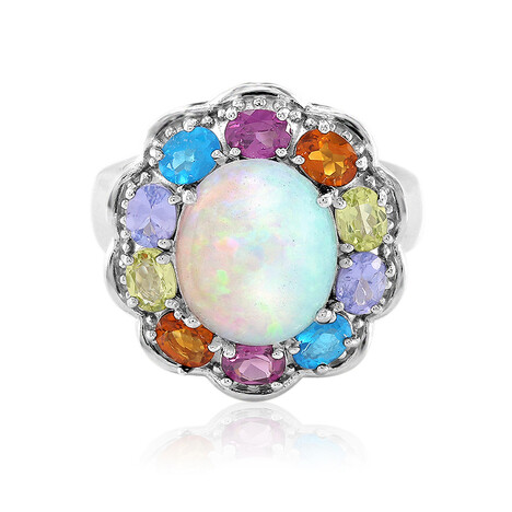 Zilveren ring met een Welo-opaal