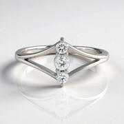 Anillo en plata con Zircón