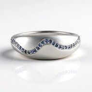 Anello in argento con Zaffiro Blu (SAELOCANA)