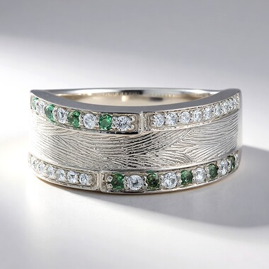 Bague en argent et Alexandrite du Brésil