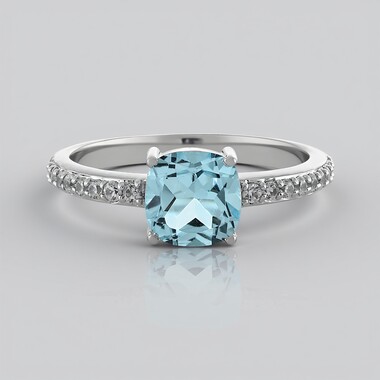 Anello in argento con Topazio Blu Cielo