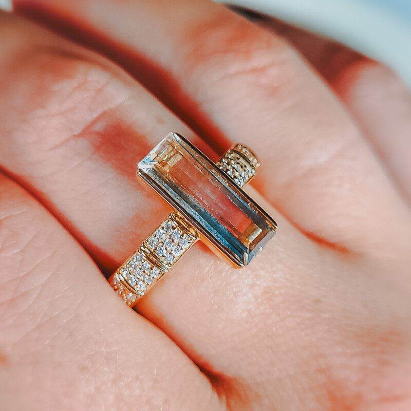 Mehrfarbiger Ukrainischer Topas-Goldring (de Melo)