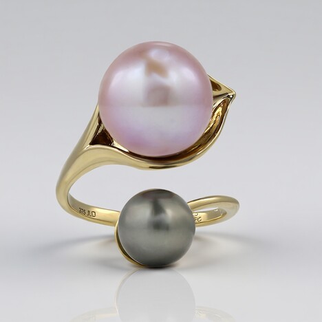 Anello in oro con Perla Ming Rosa Royal (TPC)