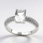 Anello in argento con Danburite