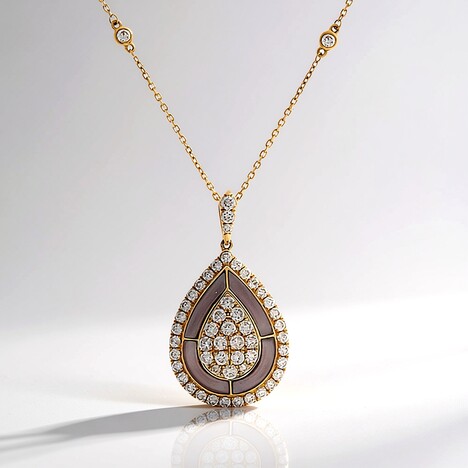 Collana in oro con Madreperla (CIRARI)