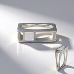 Anello in argento con Opale di Welo (MONOSONO COLLECTION)