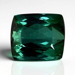 Gemme et Tourmaline verte 13,37 ct