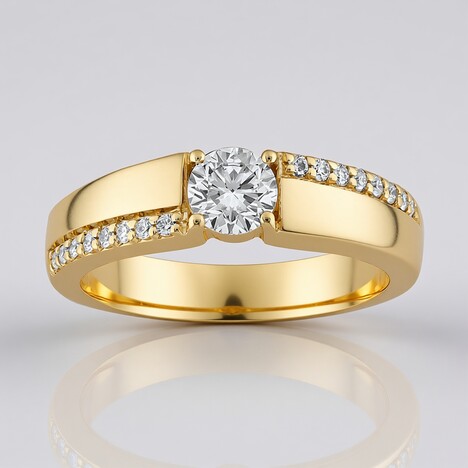 Anello in oro con Diamante VVS2 (G) (Annette)