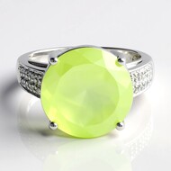 Anello in argento con Prehnite