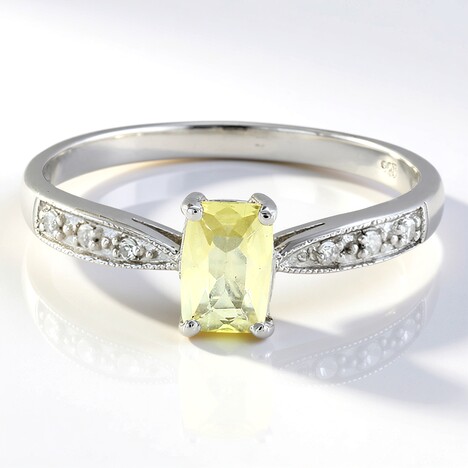 Anello in argento con Apatite Xia