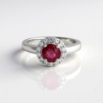 Anello in argento con Rubino Bemainty