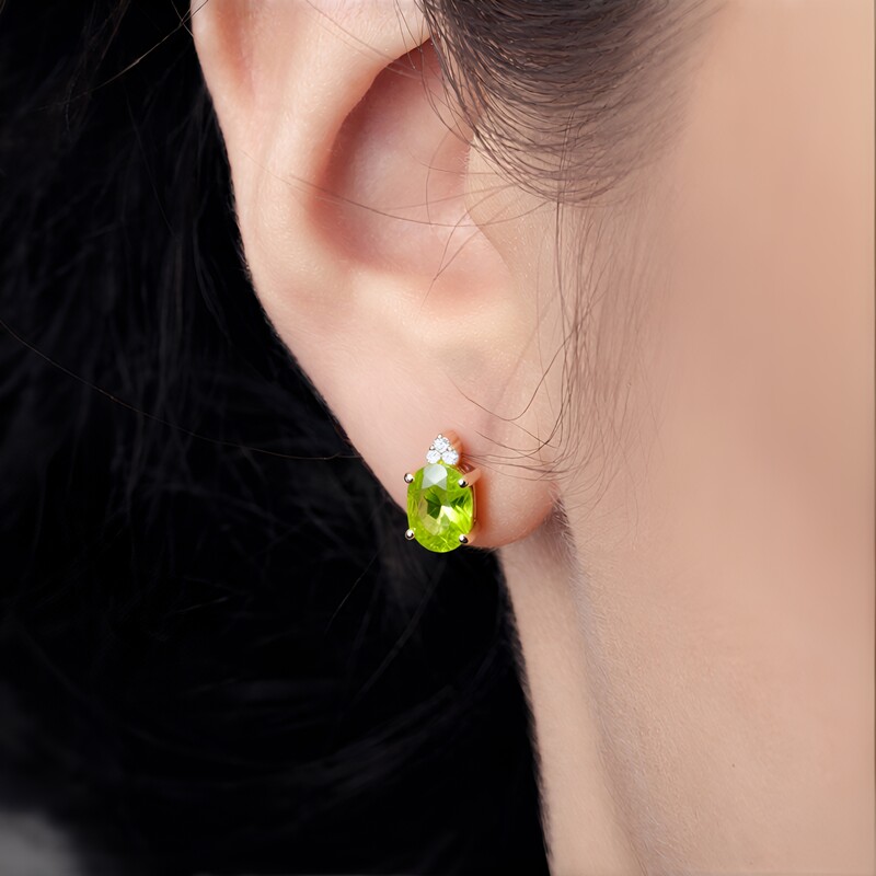 Orecchini in oro con Sfene