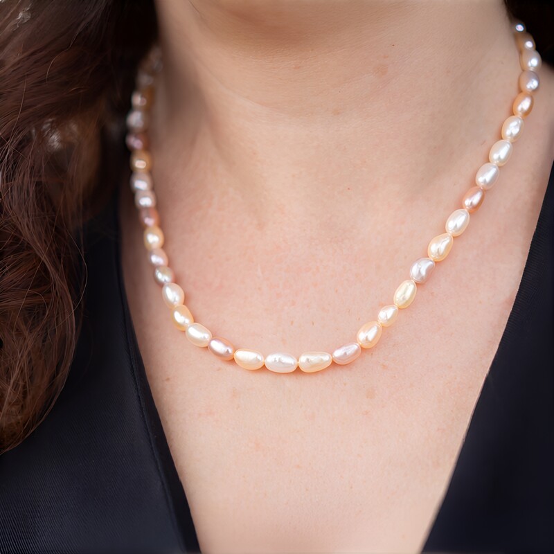 Zilveren halsketting met zoetwater kweekparels (TPC)